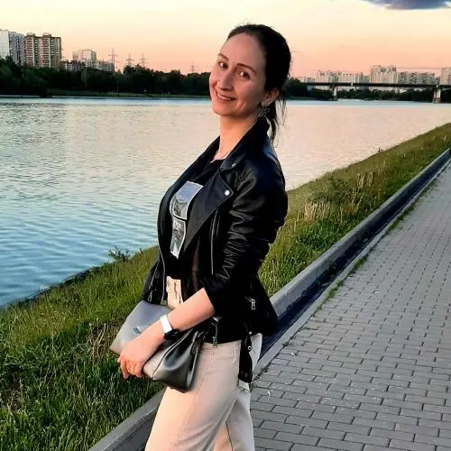 Елена Пониткова