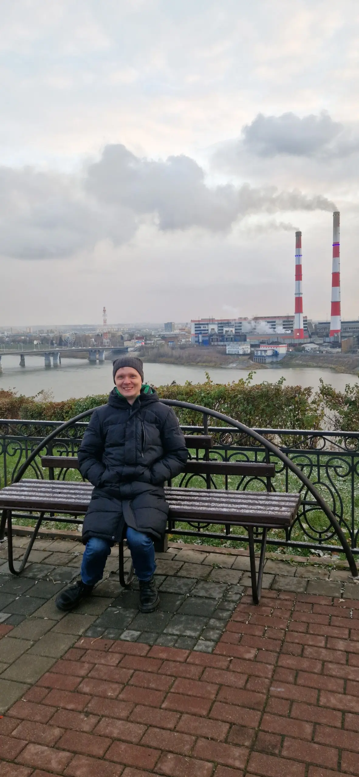 Итоги поездки в Кемерово:
Узнал, что кемеровскую промышленность создавали франко-немецко-бельгийские капиталисты и американо-голландские коммунисты🥴 | Сетка — социальная сеть от hh.ru