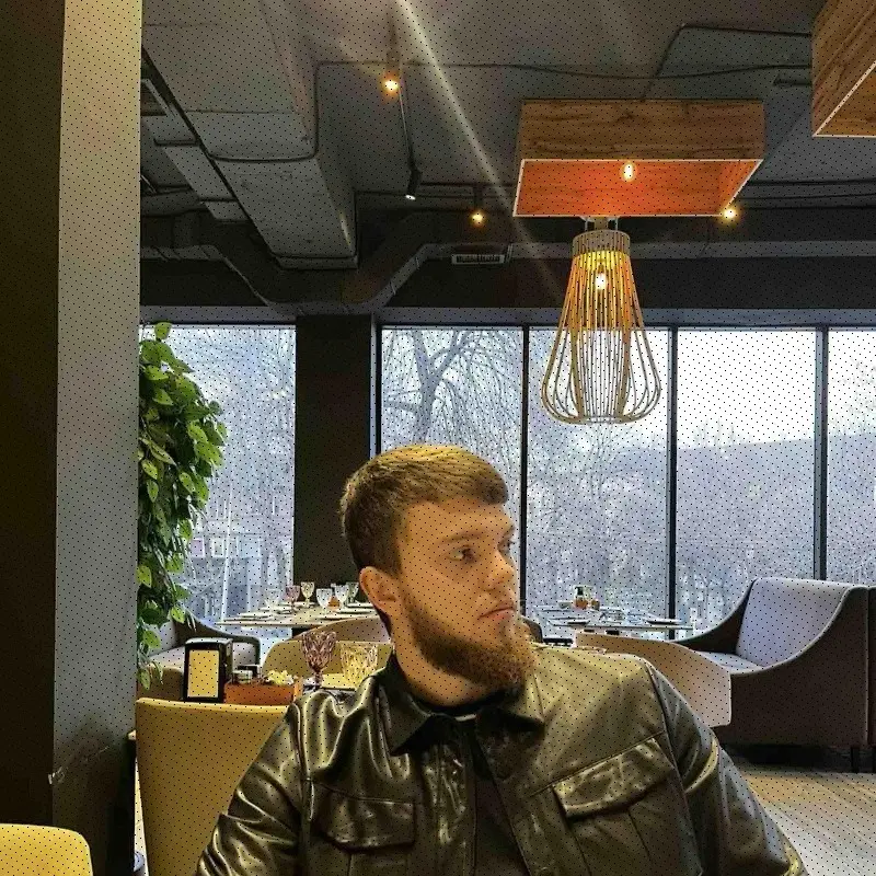 Артем Калмыков
