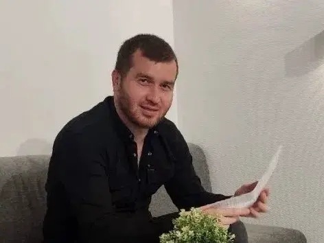 СОБСТВЕННИК И ЭКСПЕРТ : ПОЧЕМУ ЭМОЦИИ СТОЯТ МИЛЛИОНЫ. | Сетка — социальная сеть от hh.ru
