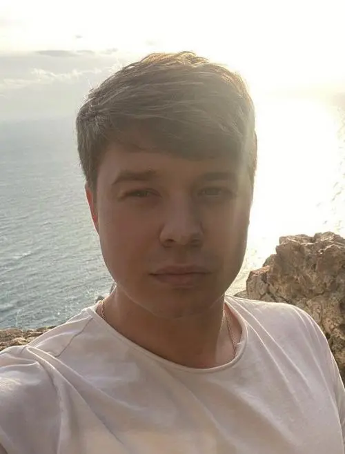 Альберт Буров