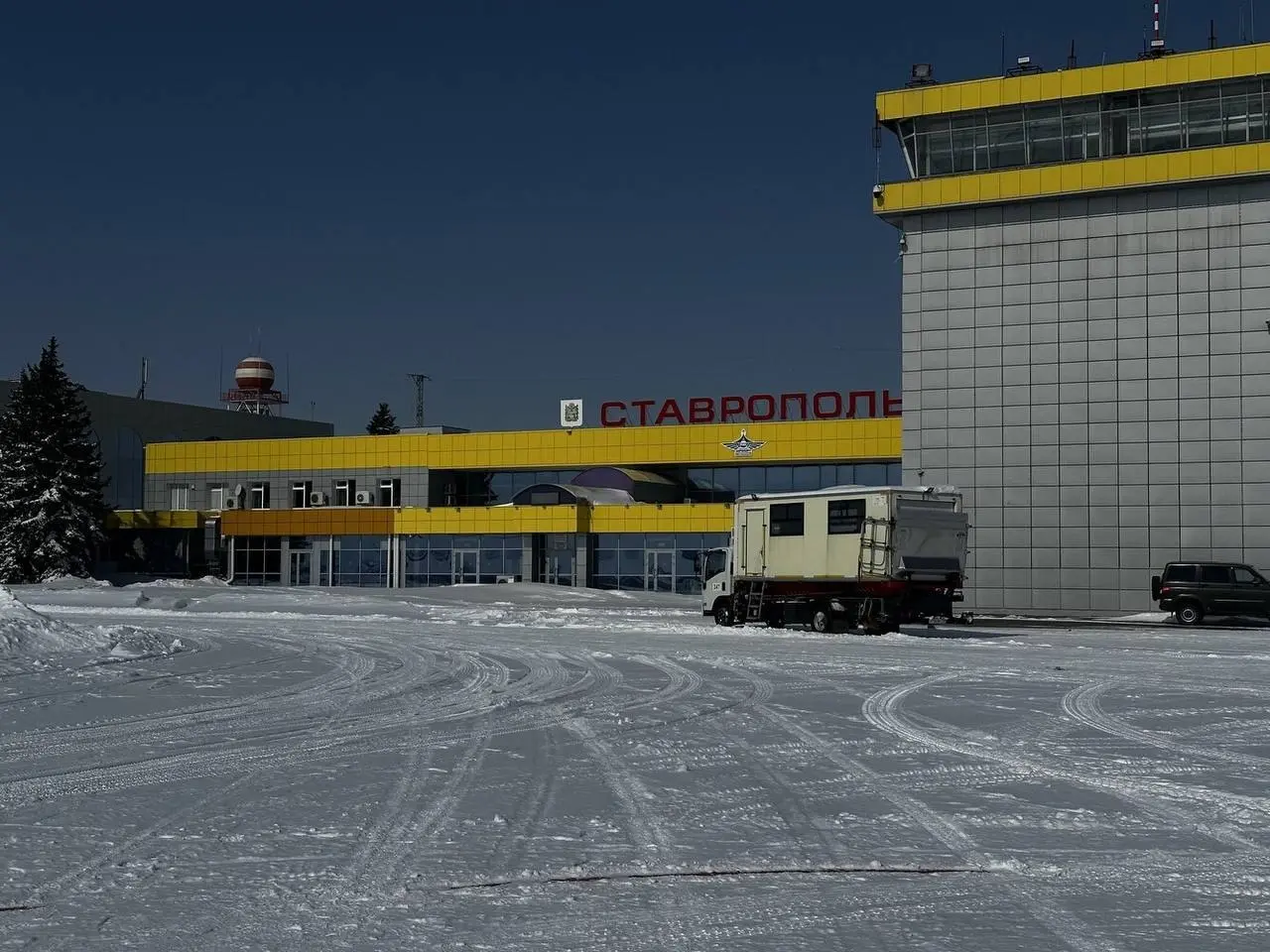 ✈️ Аэропорты Ставрополья переходят на осенне-зимнее расписание
С 25 октября начнёт действовать новое расписание авиарейсов, которое будет актуально до 27 марта 2027 года | Сетка — социальная сеть от hh.ru
