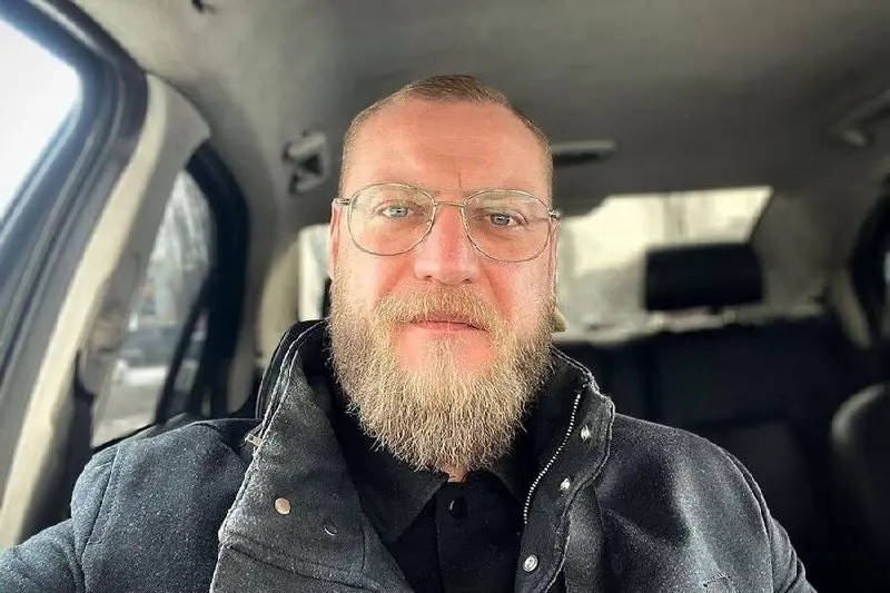 Умер бывший рэпер Михаил Маваши — о смерти сообщил его заместитель.
Ему был 41 год | Сетка — социальная сеть от hh.ru