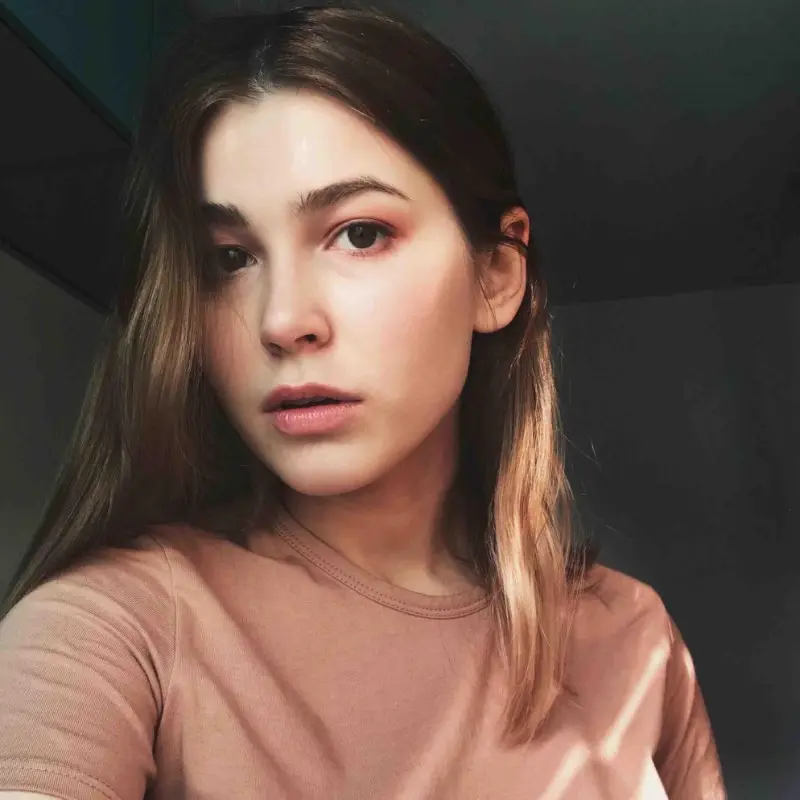 Анастасия Школьник