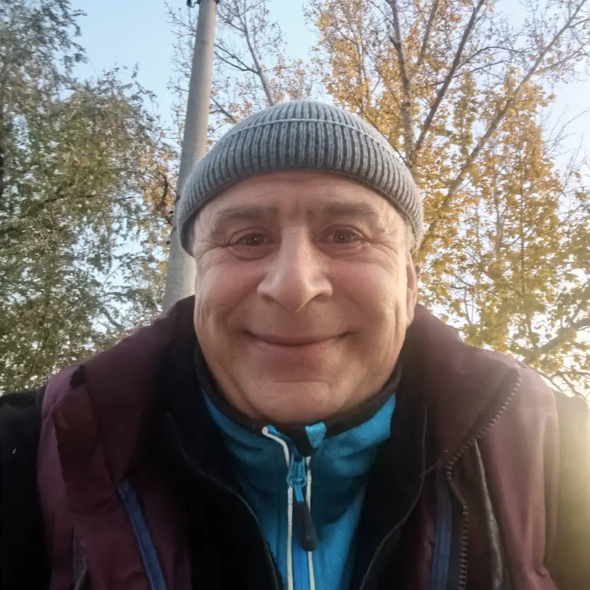 Альберт Леонов