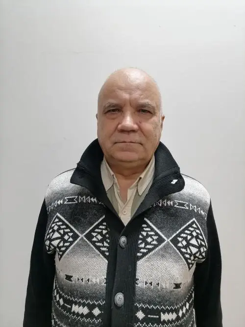 Винир Гареев