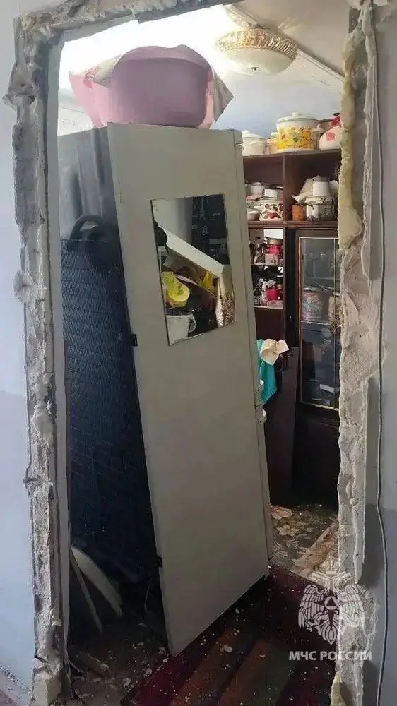 В Мариуполе из‑за туристической газовой плитки произошел взрыв
В Жовтневом районе Мариуполя в одной из квартир пятиэтажного дома произошел взрыв - причиной стала туристическая газовая плитка | Сетка — социальная сеть от hh.ru