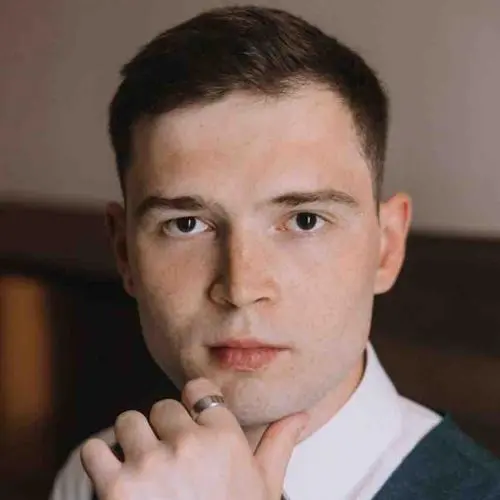 Константин Константинов
