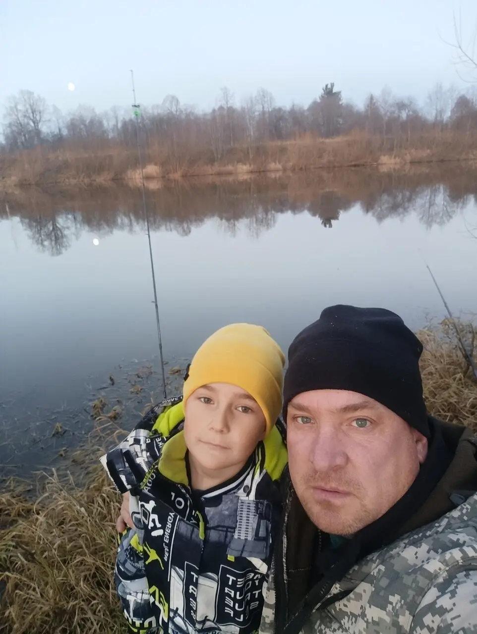 Побывали с ночёвкой на налима. Река Иньва, Пермский край. Насадка — червь.
За ночь несколько невнятных поклёвок и один малыш, отпущен подрастать.
Поели запечённой картошки, вспомнили вкус детства | Сетка — социальная сеть от hh.ru