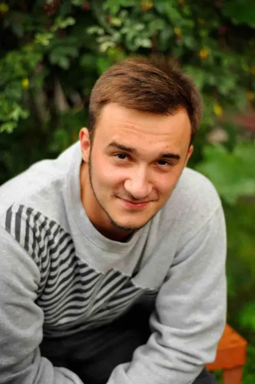Роман Гусев