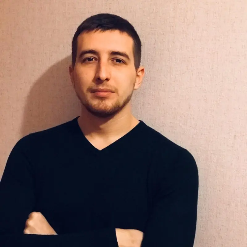 Павел Наумов