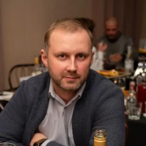 Александр Зубов