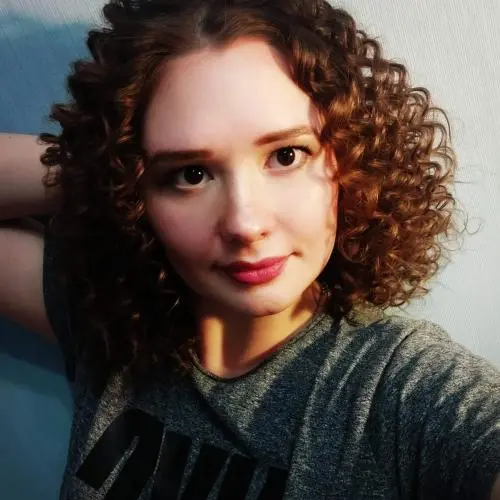 Анастасия Попова