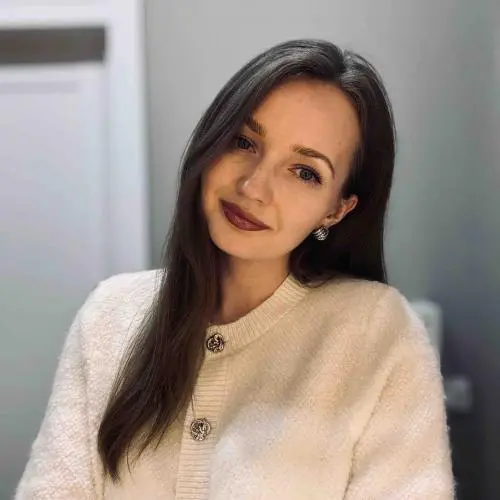 Юлия Мирошниченко