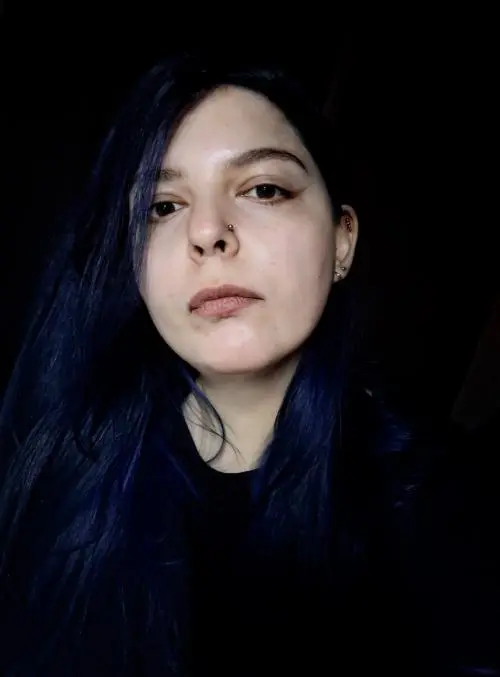 Анна Попова