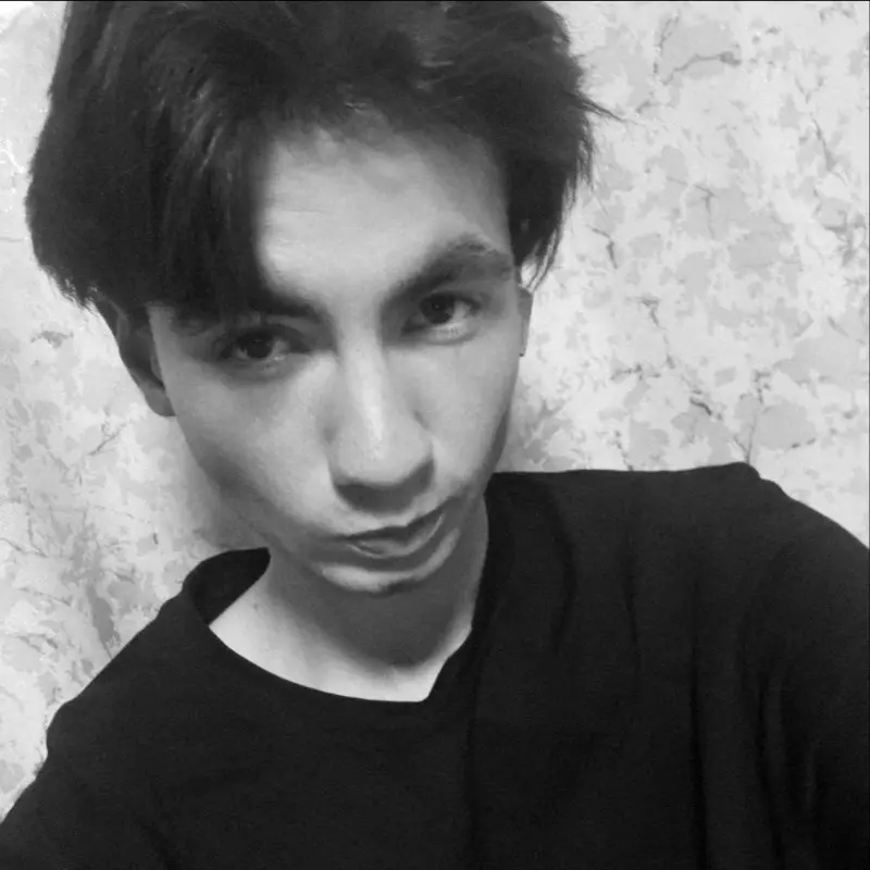 Игорь Алюханов