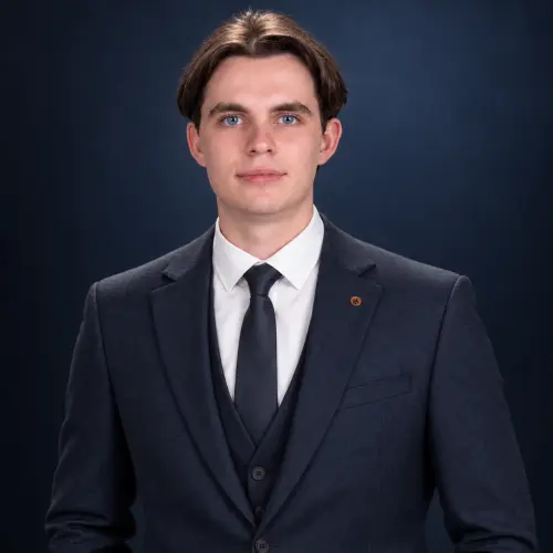 Дмитрий Плешко