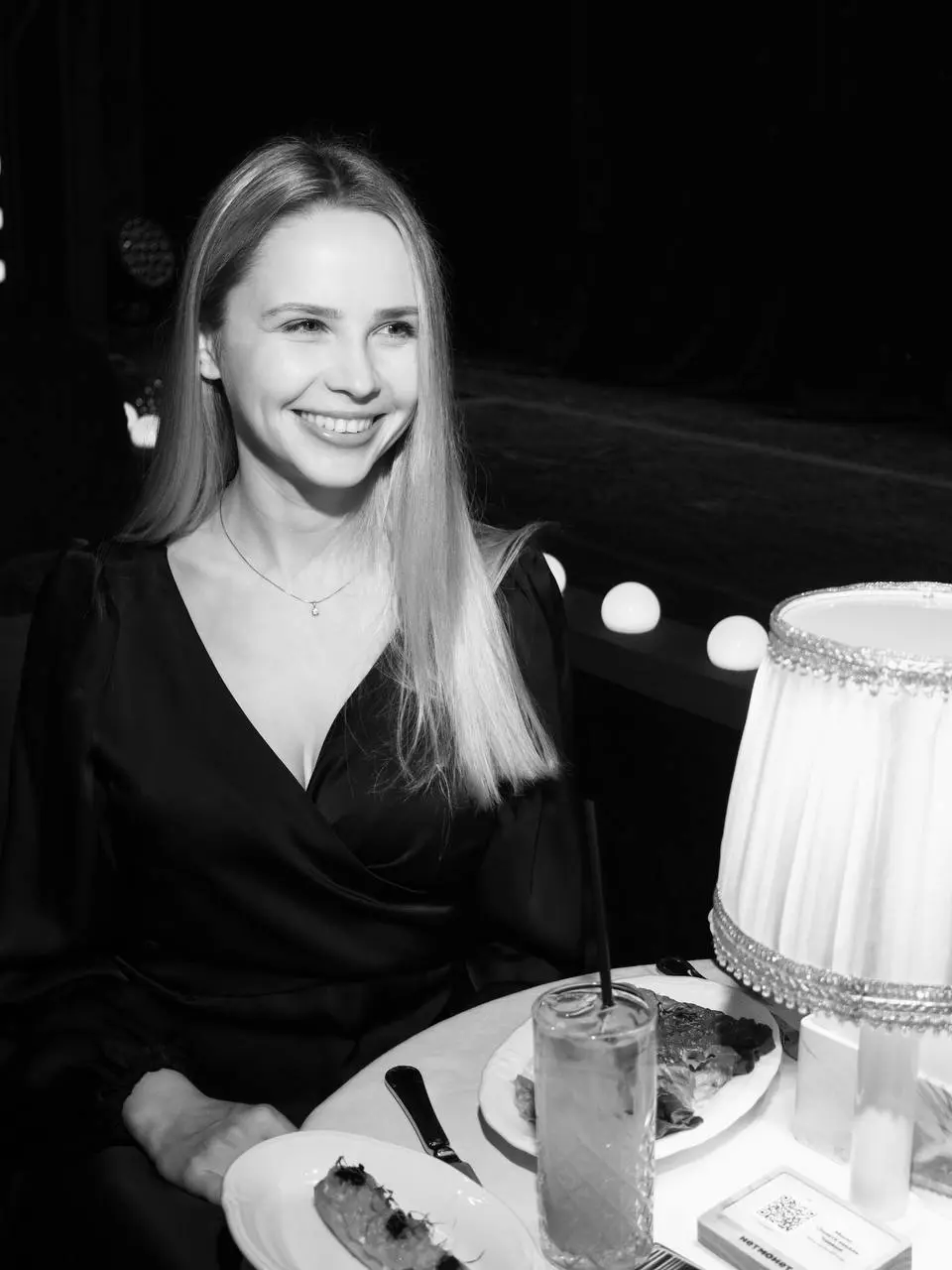 Ура, понедельник!
Простите, что так поздно – в течение дня каждую свободную минуту разгребала поздравления и подарки | Сетка — социальная сеть от hh.ru
