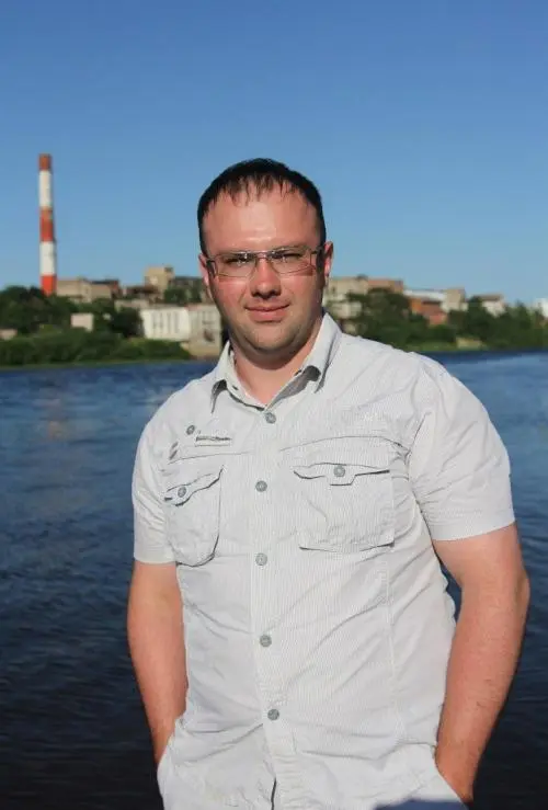 Эдуард Пугачев
