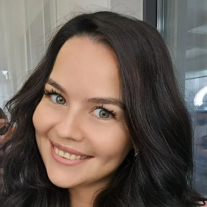 Анна Нуриева