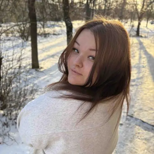 Анна Абрамова