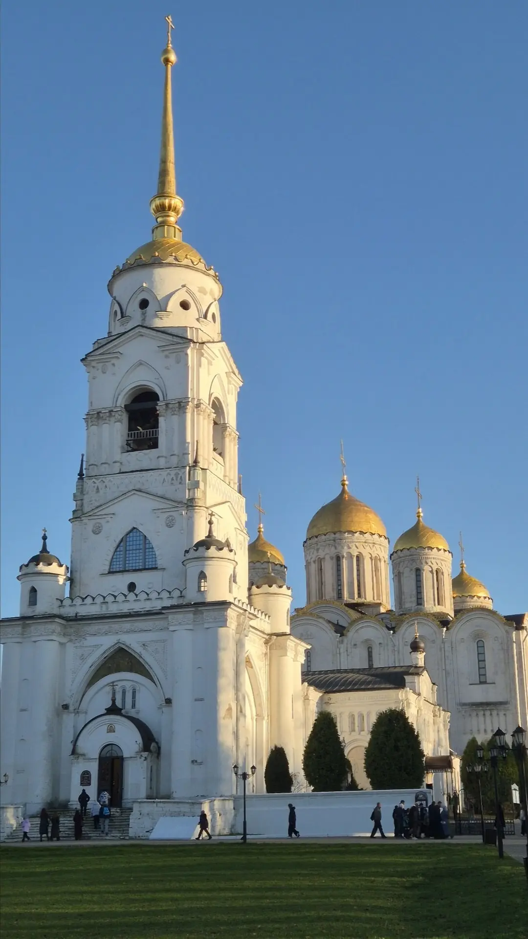 Поиск работы это важно, но жизнь вокруг нас 🌍 | Сетка — социальная сеть от hh.ru