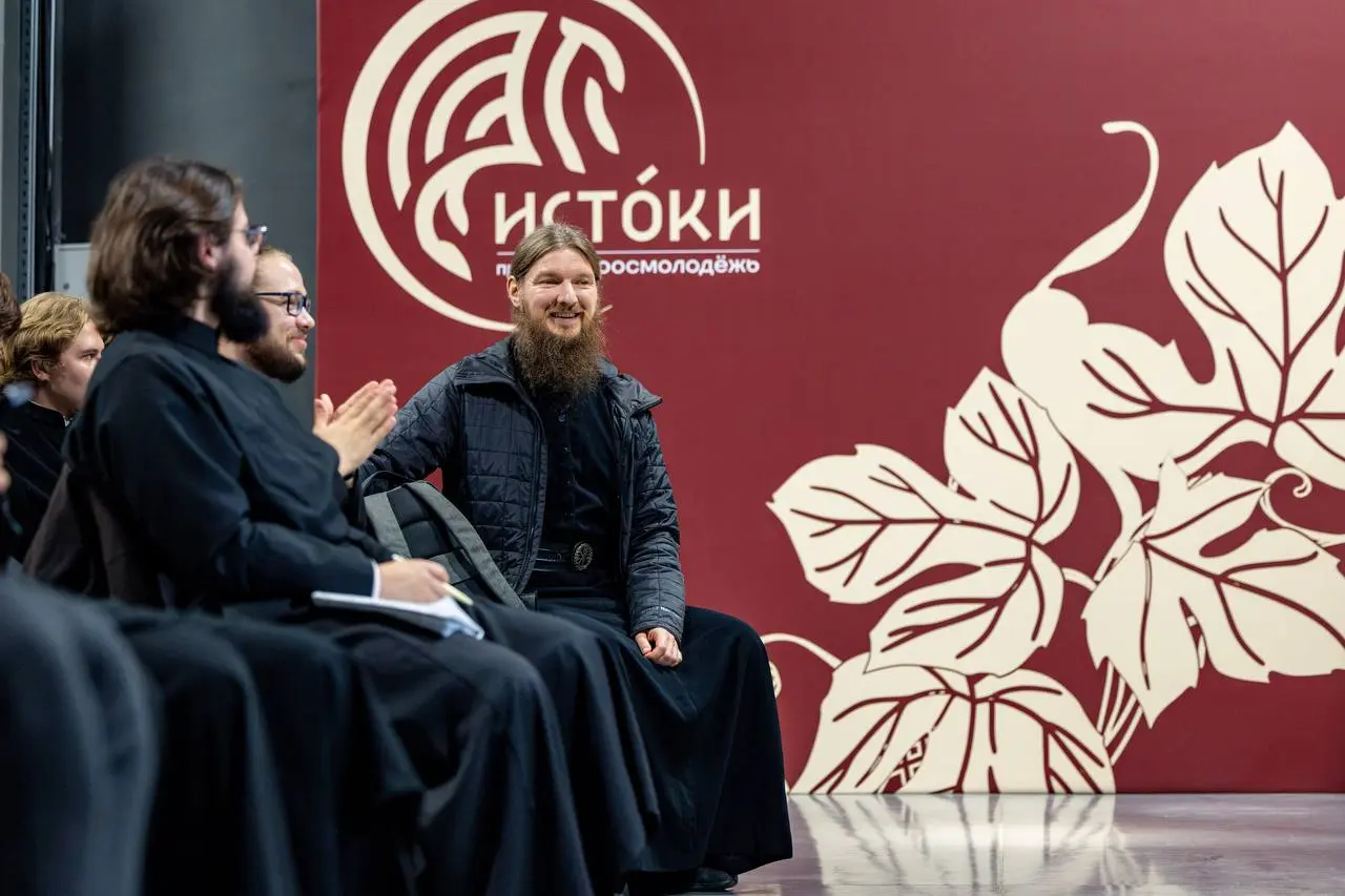 🏛️ Студенты Таврической духовной семинарии посетили мастер-класс по ораторскому искусству
26 октября 2026 года студенты Таврической духовной семинарии посетили мастер-класс по ораторскому искусству от... | Сетка — социальная сеть от hh.ru