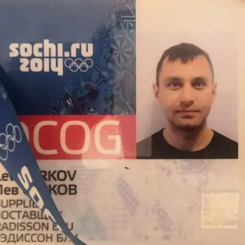 Лев Сурков 