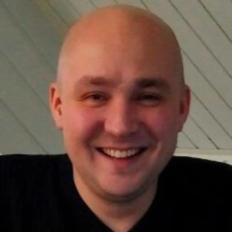 Владимир Петров