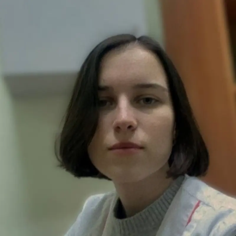 Яна Савина