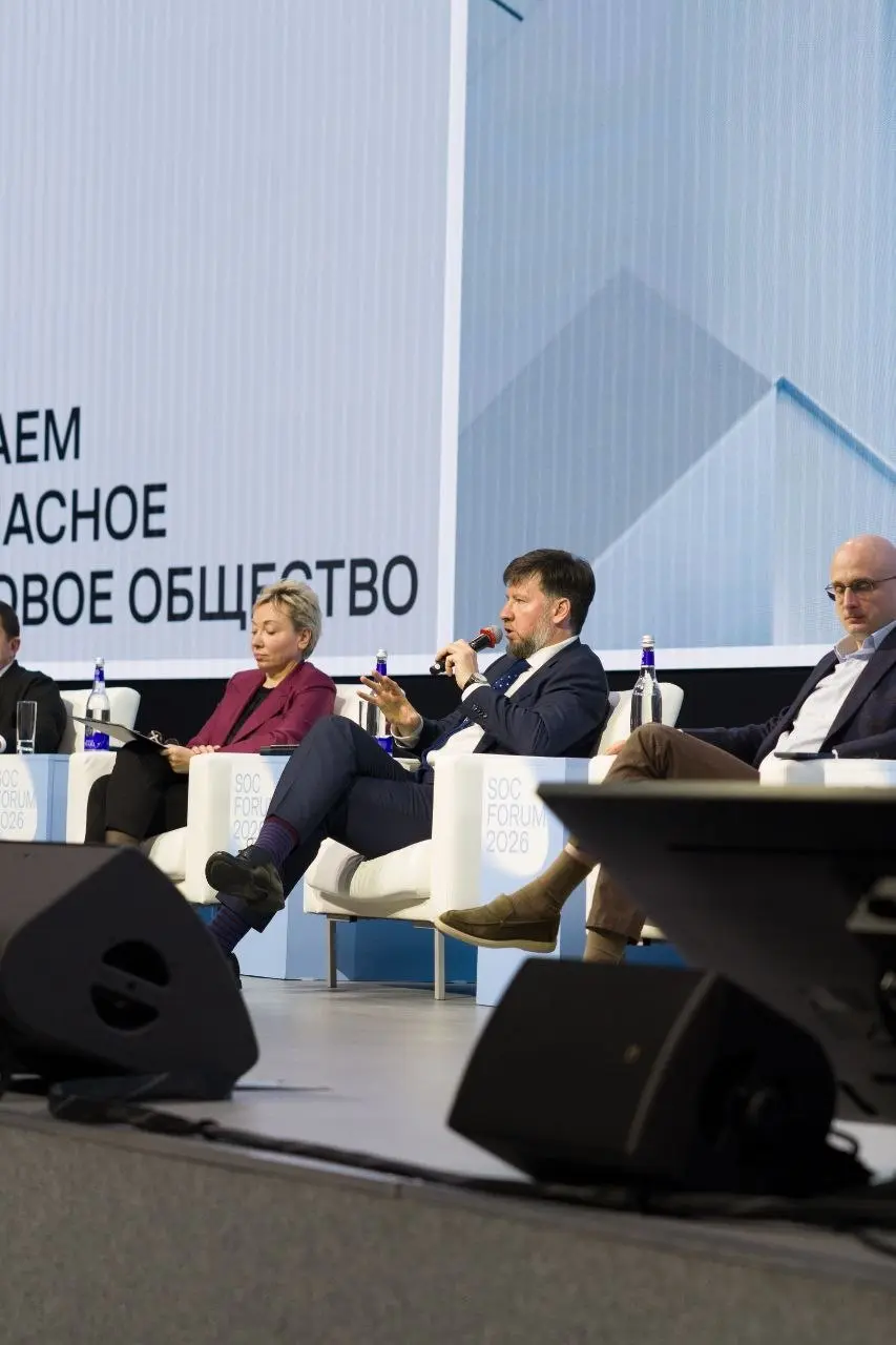 🔵🔵🔵🔵🔵 Ляпунов: скорость атак превышает когнитивные способности человека, будущее за автореагированием
ИИ для кибербеза — вызов, который требует колоссальных изменений, а не розовый мир с большими день... | Сетка — социальная сеть от hh.ru