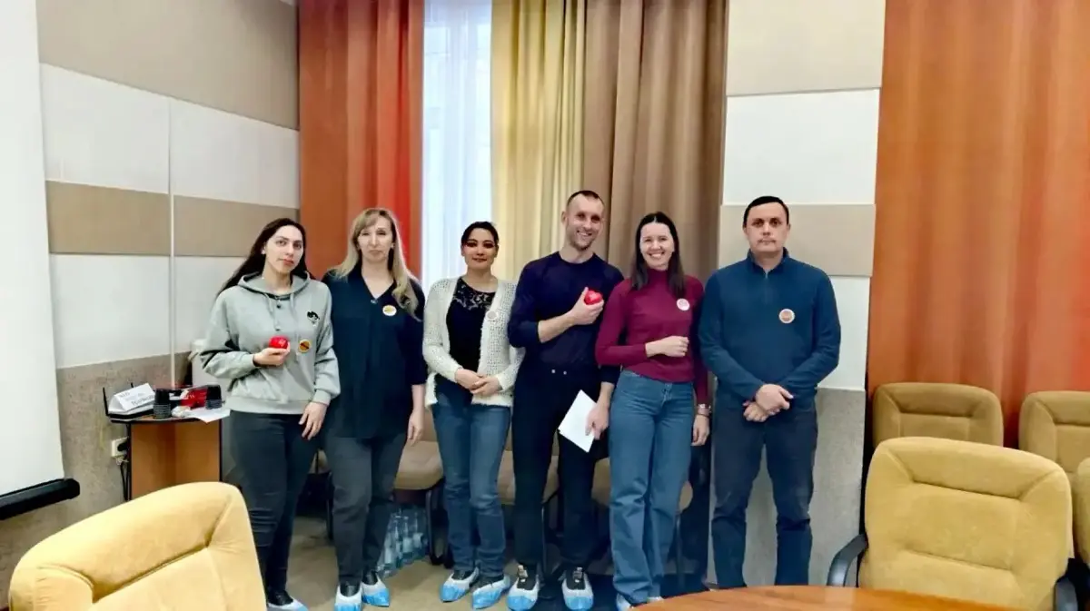 ❤️‍🩹Традиция спасать жизни: сотрудники УФПС Красноярского края пополнили банк крови на 9 литров! 🫶
🩸Каждые три секунды на планете кому-то жизненно необходима донорская кровь | Сетка — социальная сеть от hh.ru