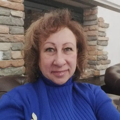 Елена Петрова