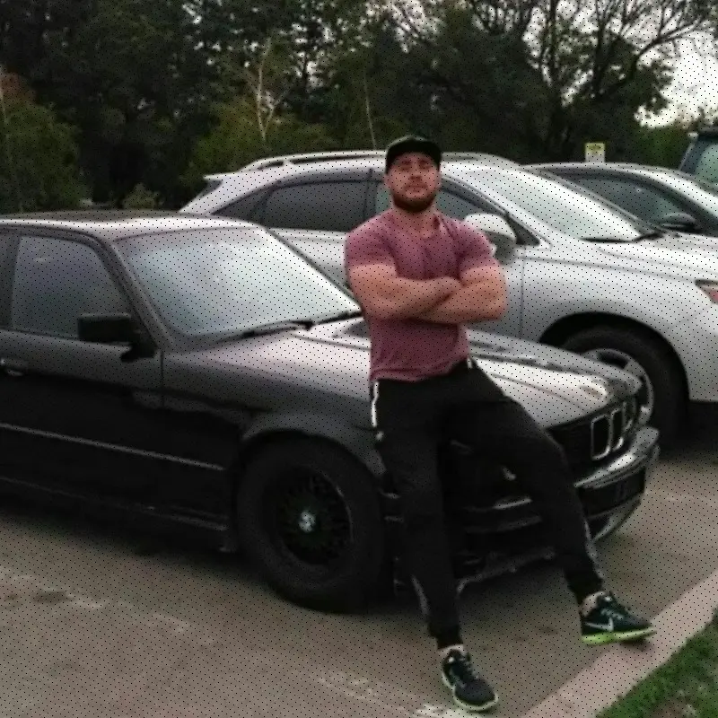 Виктор Чичаев