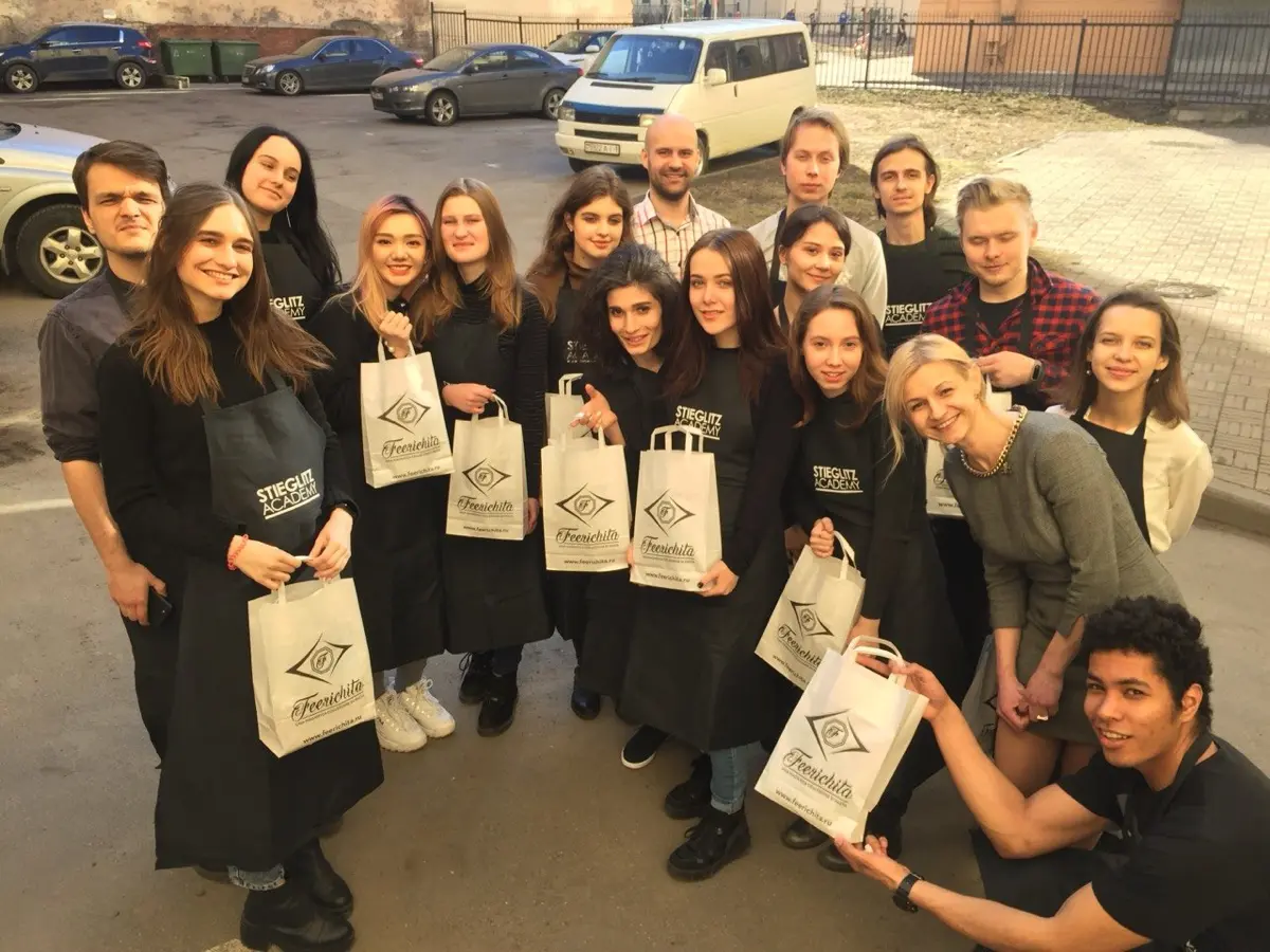 Я вывела продукт на рынок с нулевым маркетинговым бюджетом | Сетка — социальная сеть от hh.ru