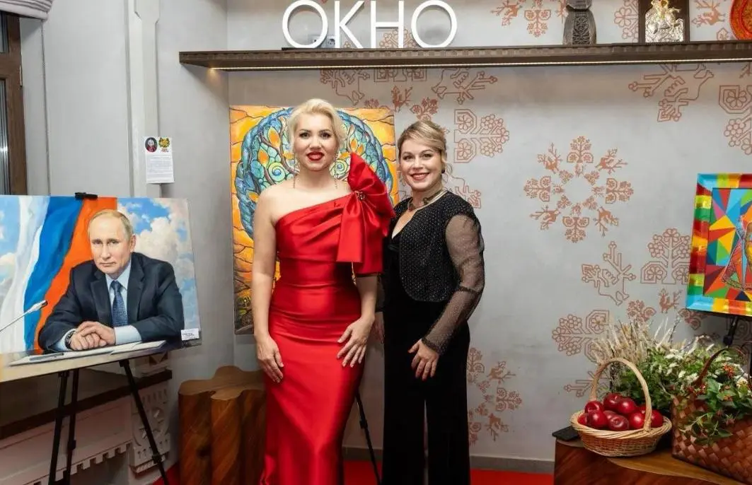 Ольга Чечулина раскрыла «ДНК русской души»: в Москве презентовали благотворительный проект и Комитет патриотизма, ценностей и российских брендов
В Москве состоялся закрытый благотворительный вечер «ДН... | Сетка — социальная сеть от hh.ru