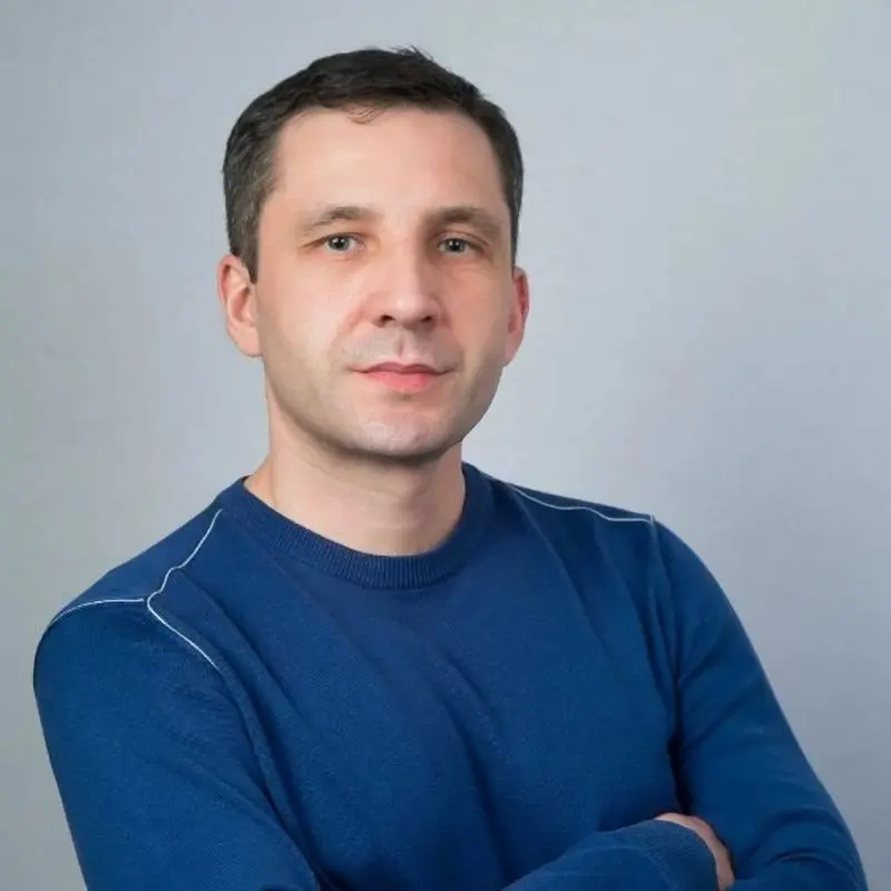 Дмитрий Иванов