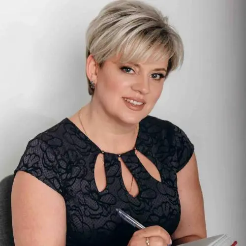 Елена Золина