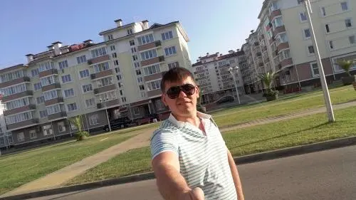 Илья Петряник