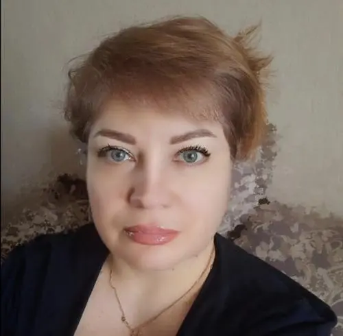 Елена Хусаинова