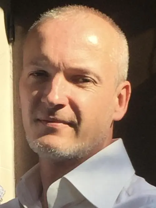 Юрий Цветков