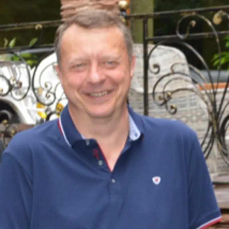 Александр Помогайбо
