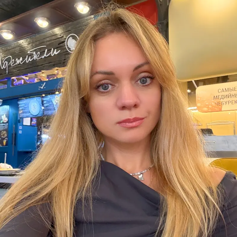 Яна Токарева