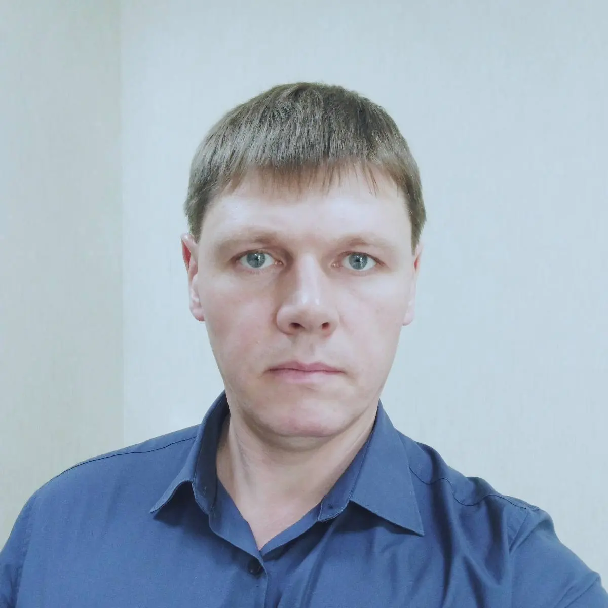 Денис Казаринов