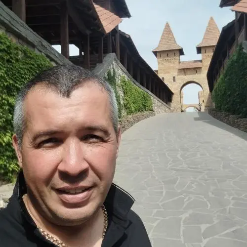 Ленар Шайхразиев
