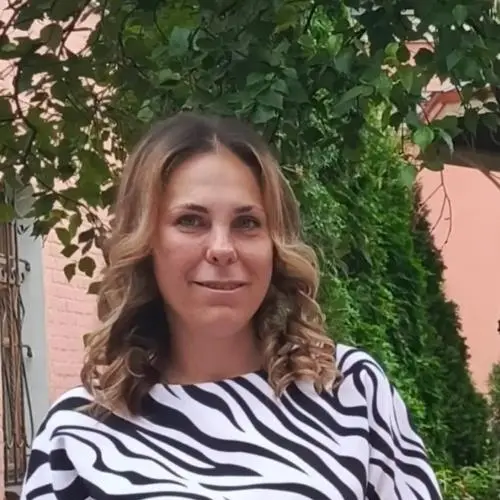 Анета Чавдарь