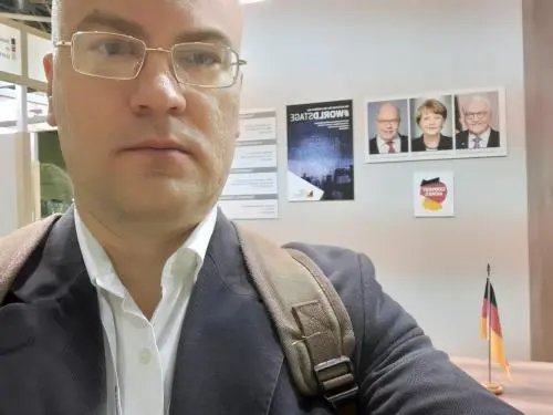 Евгений Павлов