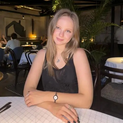 Юлия Холодова