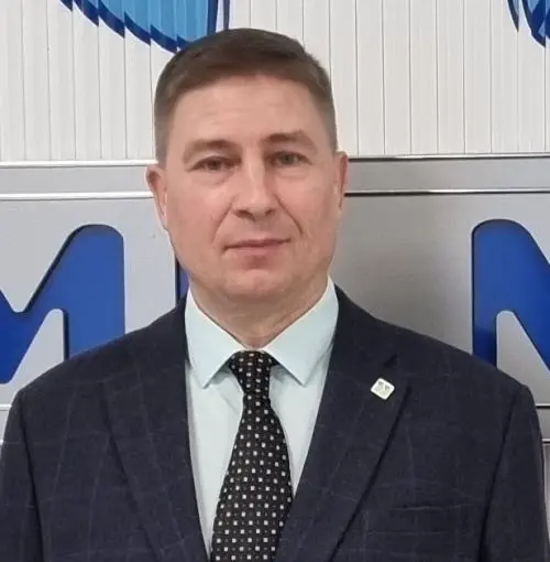 Александр Черников