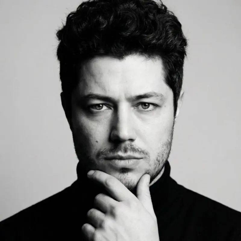 Дмитрий Зернов